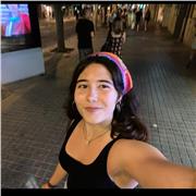 Profesora de inglés para niños y adolescentes, con ganas de dar clase y con mucha paciencia. Tengo un nivel de C1 por Cambridge