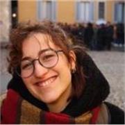 Sono una dottoranda del CNR e il mio campo di studi è la Fisica, con indirizzo del Sistema Terra. Ho esperienza di tutorato in matematica e fisica e mi piace insegnare