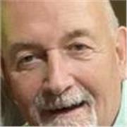 Experienced professional in management & budget control