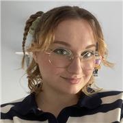 Étudiante en Master FLE ayant une licence en LLCE Anglais