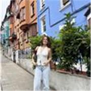 Estudiante de 3 de medicina, apta para dar todas las asignaturas de pre-escolar, primaria y la ESO