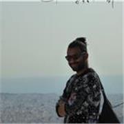 Ich bin Sprachbegeistert und unterrichte Englisch als Fremdsprache seit 10 Jahren.