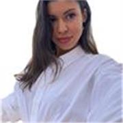 Profesora imparte clases online a alumnos de todas las edades. Tengo nivel proficiency en IELTS y experiencia internacionalmente
