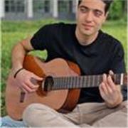 Offro Lezioni di chitarra per adulti e bambini