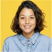 Fotógrafa y creadora audiovisual, doy clases prácticas de fotografía para aprender desde cero o mejorar técnica y composición.