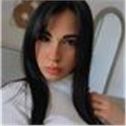 Laureata in lingue, offro lezioni di inglese a studenti di scuole medie e superiori