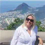 Maestra de primaria y Analista de Sistemas