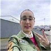 Me defino como una chica activa, organizada y con los conocimientos suficientes para impartir todo tipo de asignaturas. Me encantan los niños y sobretodo la docencia. 