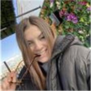Profesora de apoyo escolar en cualquier materia. Tengo más especialidad en música y matemáticas, aunque también en inglés