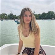 Alumna de bachillerato imparte clases de todo tipo de asignaturas