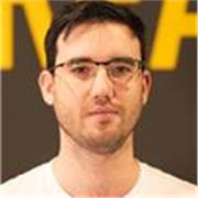 Mi objetivo es fomentar el pensamiento crítico, la creatividad y la curiosidad en el ámbito de la tecnología.