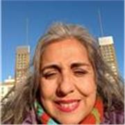 Soy persona nativa española, con formación en administración de empresas, con experiencia en puestos en empresas de formación
