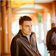 Insegnante di Pianoforte offre lezioni private a Bologna