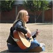 Clases divertidas de canto para explorar tu voz y cantar tus canciones favoritas