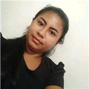 Profesor de castellano imparte clases a niños de 4 a 10 años