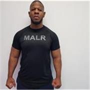 I help clients build confidence, lose fat and get stronger through fitness, boxing and Muay Thai based training.