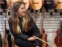 Profesor de educación musical. ¡con mucha alegría les da la bienvenida a este nuevo espacio de educación musical! 

🎸 en nuestras clases, nos enfocamos en la enseñanza musical para niñ@s, ofreciendo clases de instrumento musical como la guitarra, tecla