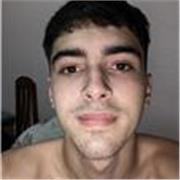 Me defino como una persona con humor con ganas de dar clase sin seriedad