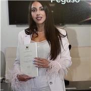 Offro lezioni private a bambini di scuole elementari e medie aiutandoli ad apprendere un metodo di studio valido