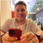 Profesor titulado en USA, con 8 años de experiencia