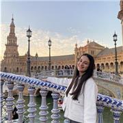 Profesora de inglés con experiencia en clases particulares con un gran dominio del inglés gracias a haber vivido Inglaterra.