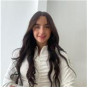 Psicóloga imparte clases de psicología y salud