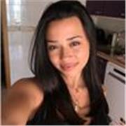 Soy bailarina profesional titulada, con más de 8 años de experiencia en el mundo del baile urbano