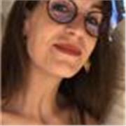 Sono un'insegnante di Inglese certificata Celta, la mia mission è quella di aiutarti a superare la paura di esprimerti! 