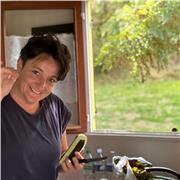 Prof d'espagnol, je serais ravie de vous accompagner vers la réussite de votre apprentissage !