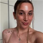 Graduada en Educación infantil y estudiante de la carrera de Educación primaria.