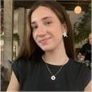 Profesora de biología y química de la ESO que imparte clases tanto online como a domicilio en Madrid.