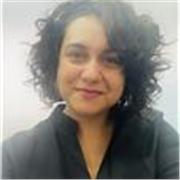 Profesora con especialización en FOL y economía