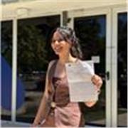 Profesora de Ciencias Sociales para niños, adolescentes y adultos