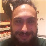 Ragazzo italiano insegnante di inglese, spagnolo e italiano