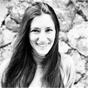 Offro lezioni individuali online a bambini, ragazzi e adulti per migliorare il loro rendimento scolastico e professionale.