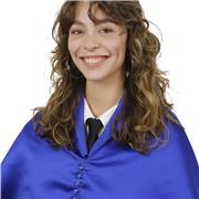 Estudiante de Biotecnología apta para profesora de primaria