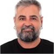 Profesor titulado y con experiencia en el campo del Dibujo Técnico.