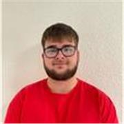 Profesor de diversas materias con ganas de enseñar, experimentado con niños y con gran disponibilidad.