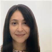 Laureata in Lingue, letterature straniere e traduzione specialistica offre ripetizioni di inglese e spagnolo e servizio doposcuola