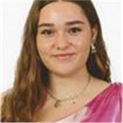 Estudiante de 2º de Bachillerato responsable y paciente. Me ofrezco para dar clases de Apoyo Escolar y Refuerzo general.