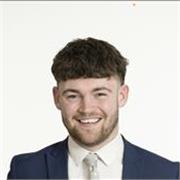 Business undergraduate offering Business Studies tutoring to students in their GCSE years