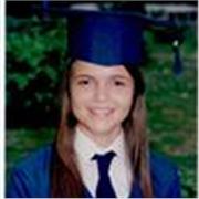 Profesora de repaso y apoyo escolar para niños y niñas en primaria