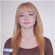 Profesora particular de inglés y refuerzo de primaria con 3 años de experiencia.