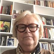 Études histoire de l’art, professeur des écoles.
Aime enseigner le français en distancié