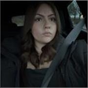 Ef Schülerin die im Fach Deutsch helfen kann