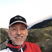 dou aulas de financas e economia