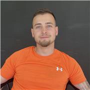 Me defino como un enamorado del judo, del jiu jitsu brasileño y del grappling en general. Me encantaría aportar a los jovenes!