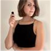 Profesora de Marketing Online especializada en SEO y Social Media.