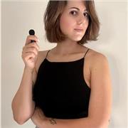 Profesora de Marketing Online especializada en SEO y Social Media.