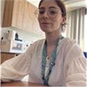 Profesora de apoyo escolar de química con amplia experiencia